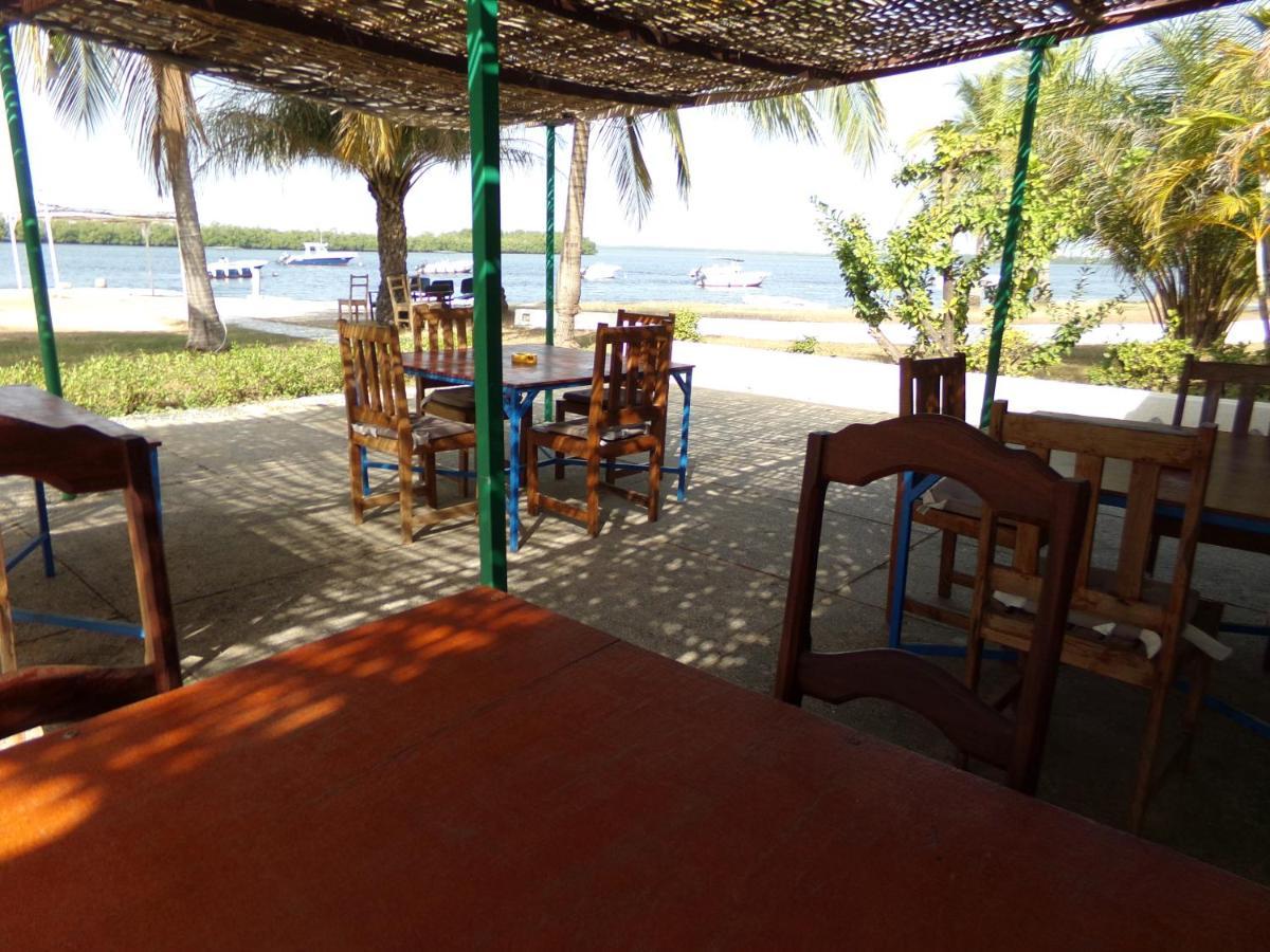 Hôtel Katakalousse Yembakana Exterior foto