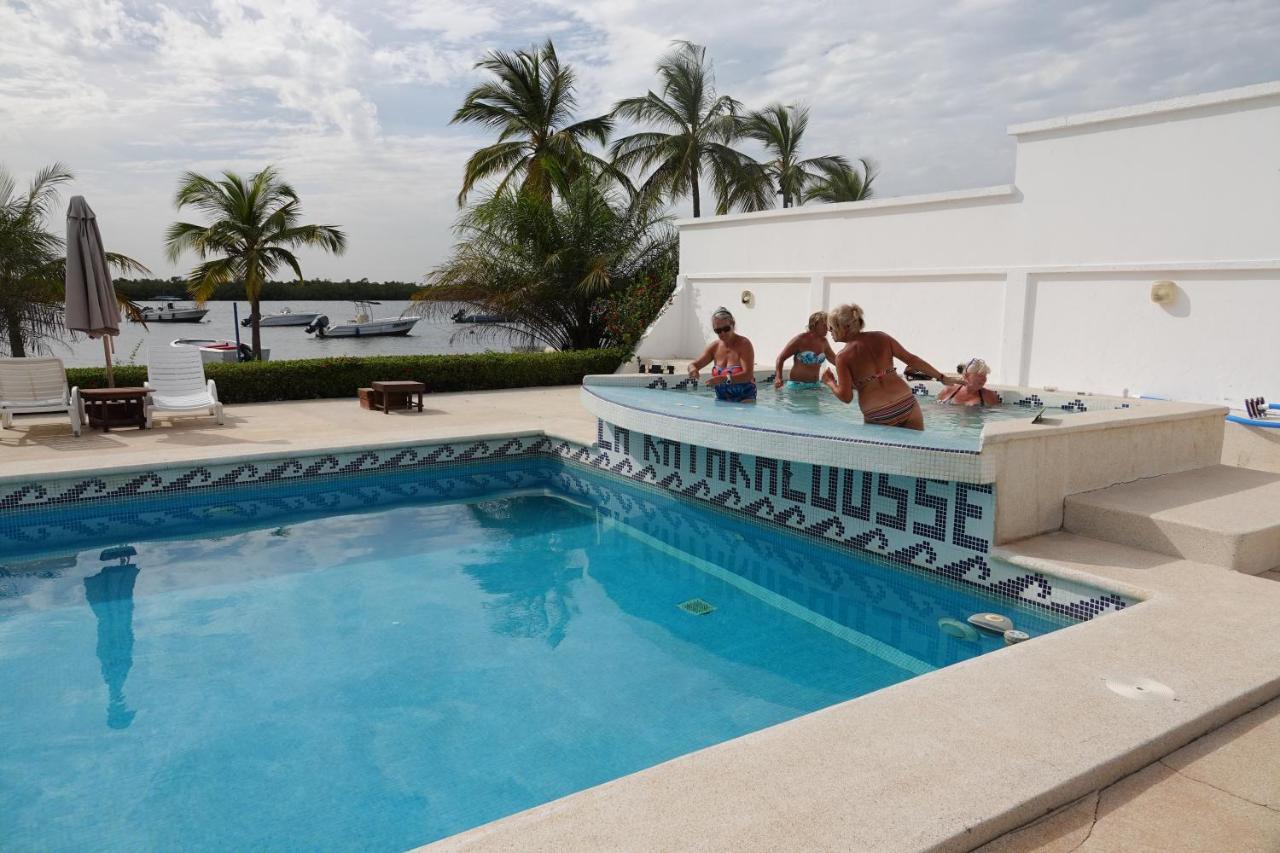 Hôtel Katakalousse Yembakana Exterior foto