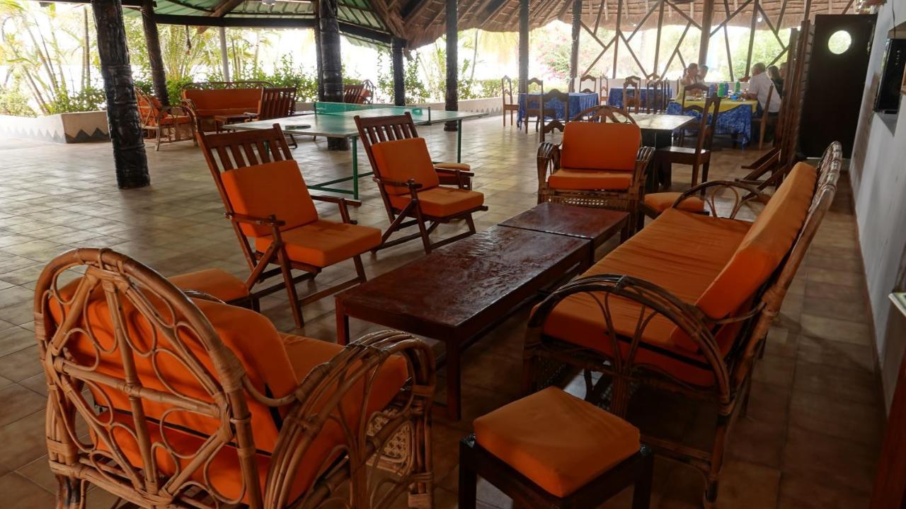 Hôtel Katakalousse Yembakana Exterior foto