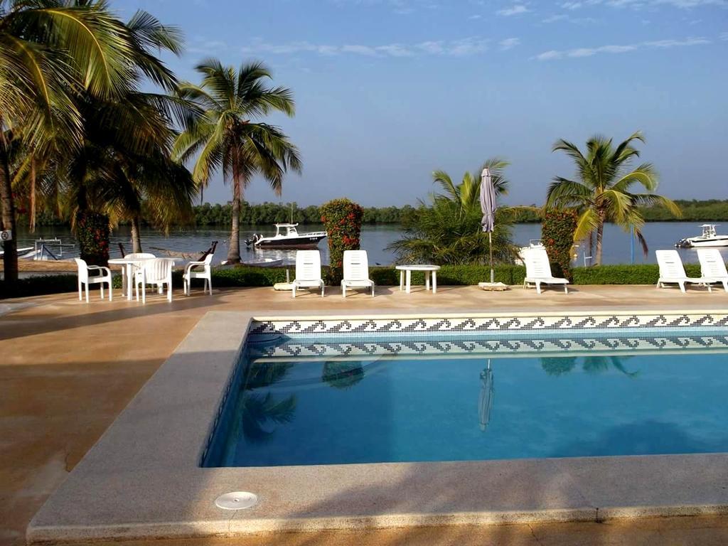 Hôtel Katakalousse Yembakana Exterior foto