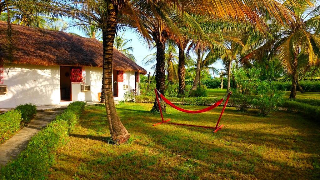 Hôtel Katakalousse Yembakana Exterior foto