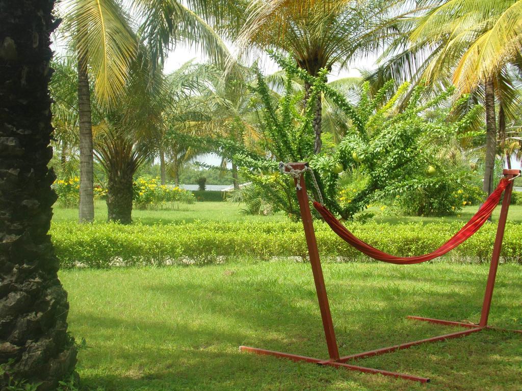Hôtel Katakalousse Yembakana Exterior foto